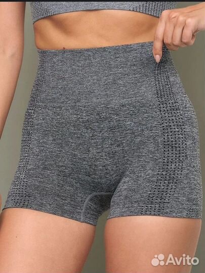 Комплект для фитнеса топ бра и велосипедки