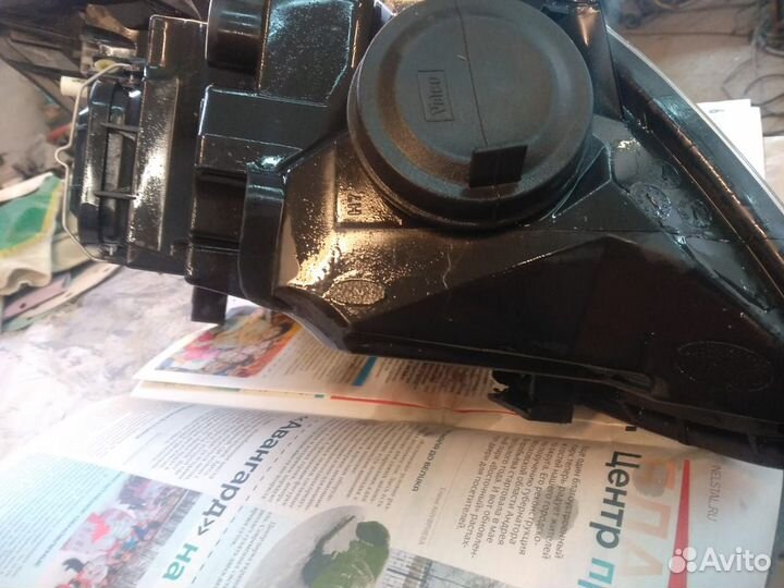 Фара toyota corolla 2005