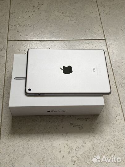 iPad mini 4 128gb