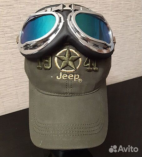 Бейсболка с мотоочками