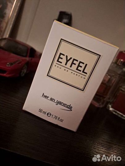 Escentric moleculesmolecule 02