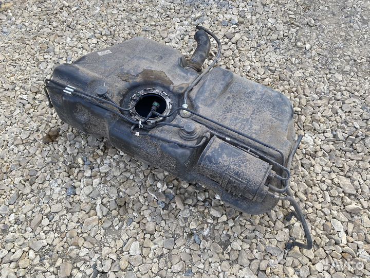 Бензобак Лада Гранта