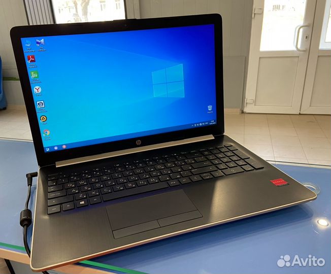 Ноутбук HP 15-db0064ur