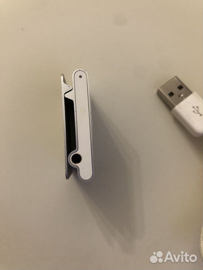 Плеер iPod shuffle 1gb