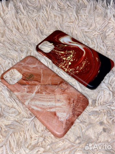 Чехол на iPhone 11