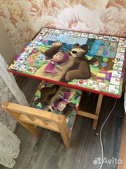 Детский стол и стул