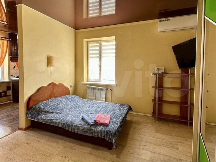 2-к. квартира, 40 м², 1/3 эт.