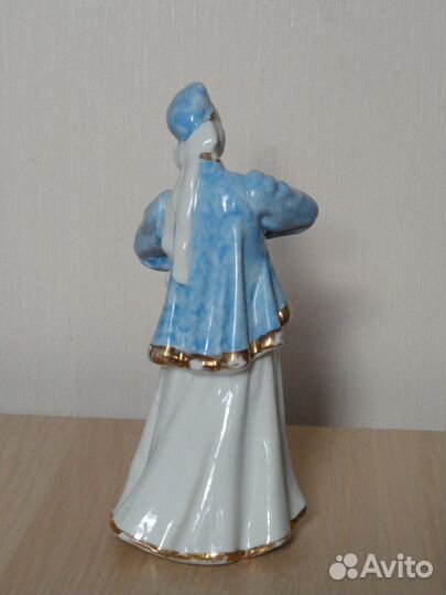Статуэтка Лебёдушка Дулёво в голубой шубке редкая