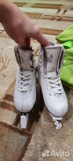 Коньки для девочки