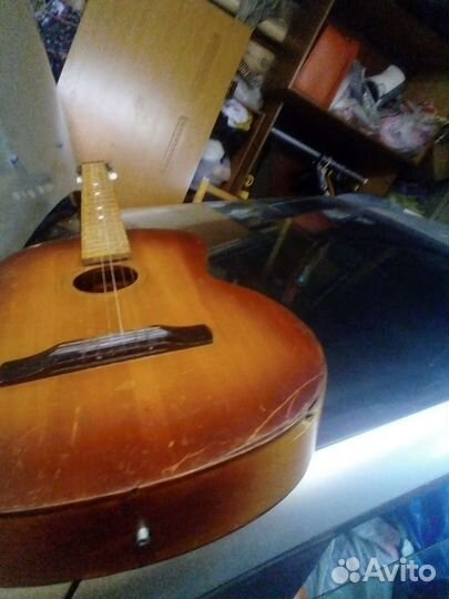 Гитара 6 струнная