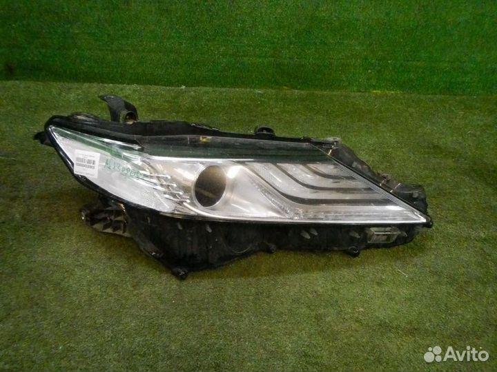 Фара правая Toyota Camry