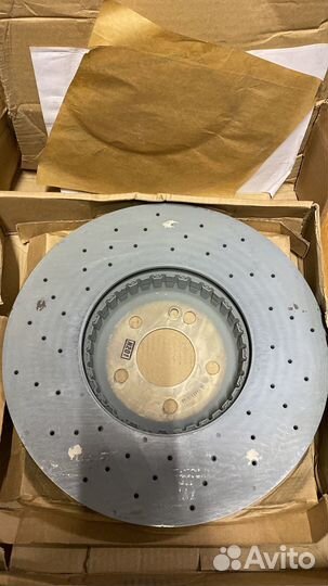 Тормозной диск перед MB W213 A0004218700 оригинал