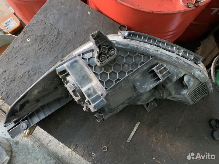 Фара передняя правая на hyundai solaris 2