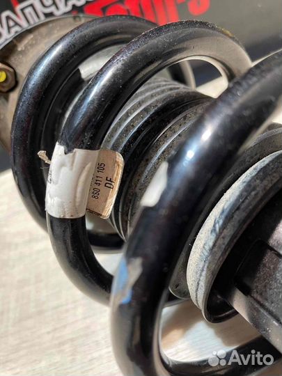 Амортизатор передний Audi TT RS