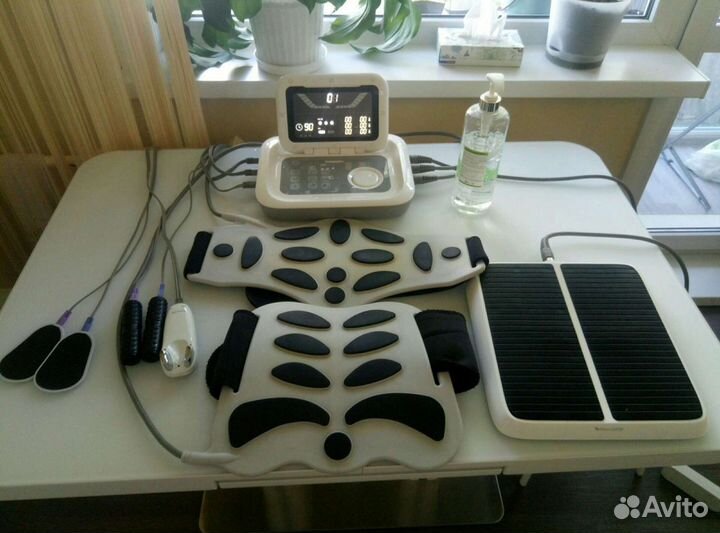 BeauGem Персональный низкочастотный стимулятор cos