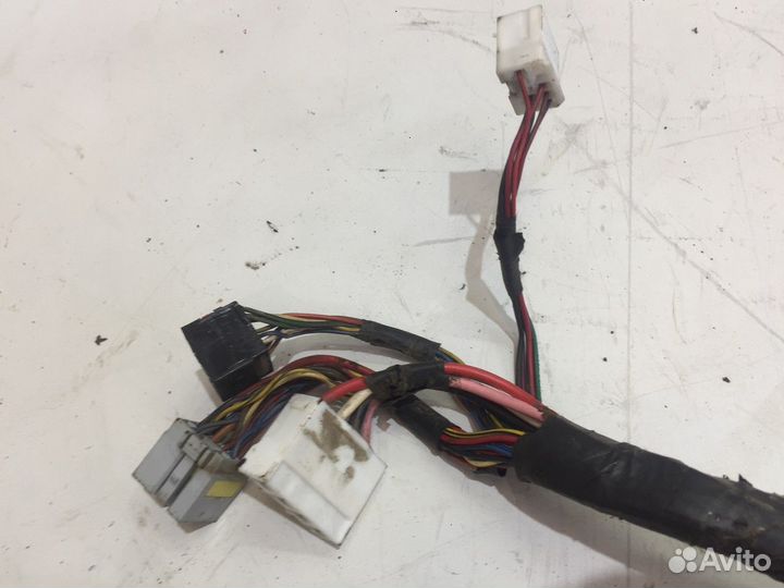 Электропроводка под торпедо (Kia Cerato)