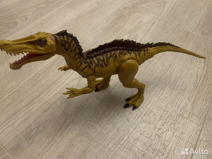 Динозавр jurassic world