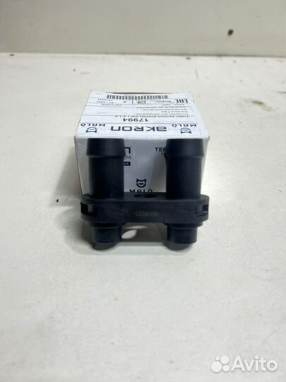 Патрубок радиатора печки передний Volkswagen Polo