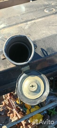 Бензобак на грузовик