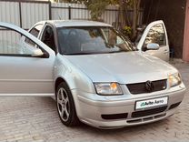 Volkswagen Bora 1.6 MT, 1999, 392 000 км, с пробегом, цена 450 000 руб.
