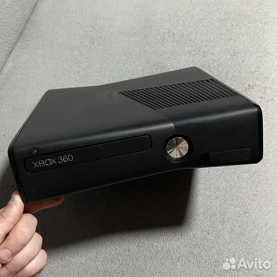 Xbox 360 S 250Gb Freeboot (36 Игр) Матовая