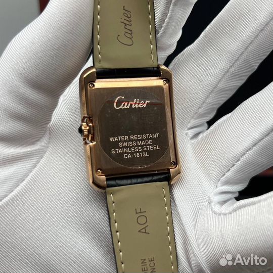 Женские часы Cartier