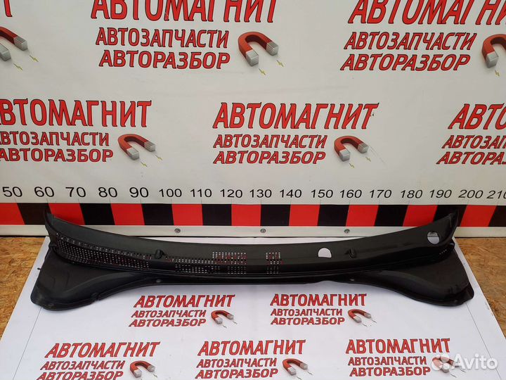 Жабо накладка дворников Хендай Солярис 2 17-20г