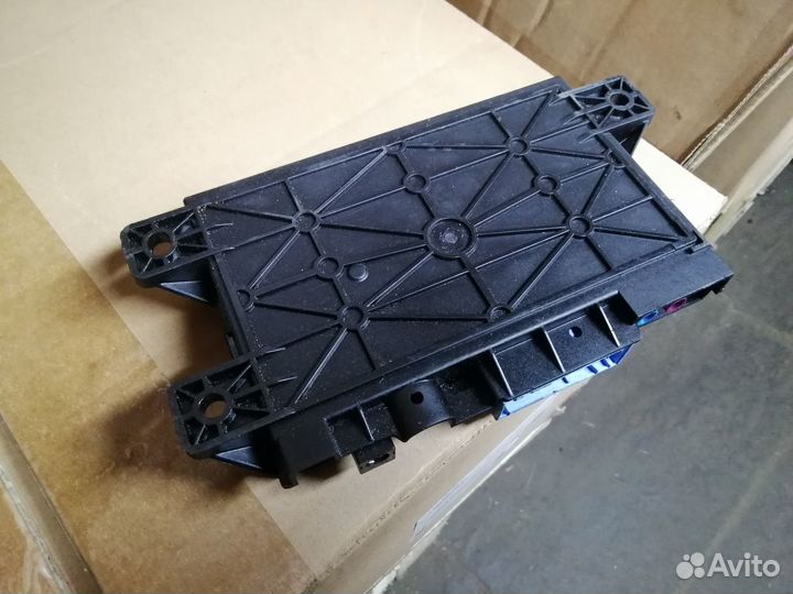 Блок телематики Jaguar Land Rover