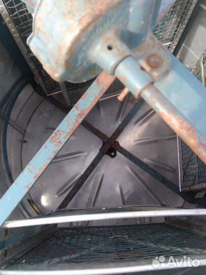 Медогонка 4 рамочная