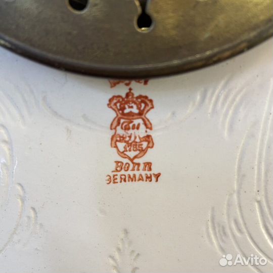 Фарфоровые антикварные часы