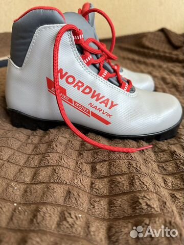 Лыжные ботинки 36 размер