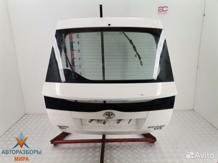 Обшивка крышки багажника Toyota Prius 2 2007