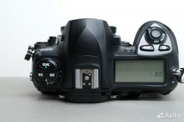 Фотоаппарат Nikon D200 body