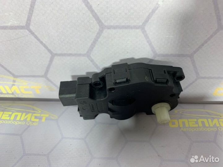 Сервопривод заслонки печки Mercedes S-Class W221