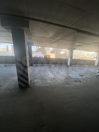 Машиноместо, 30 м²