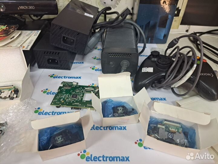 На запчасти PlayStation Xbox