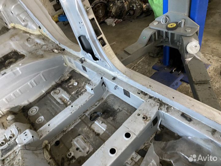 Порог левый Kia Rio (QB) III (2011–2015)