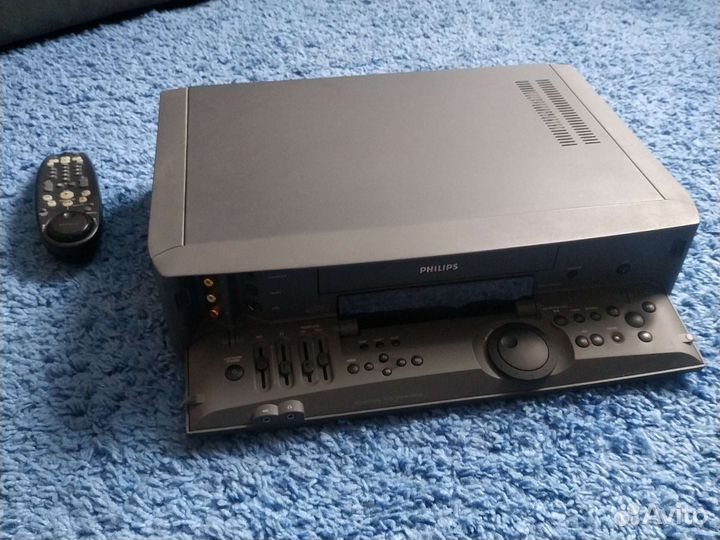 Видеомагнитофон Philips VR969/58