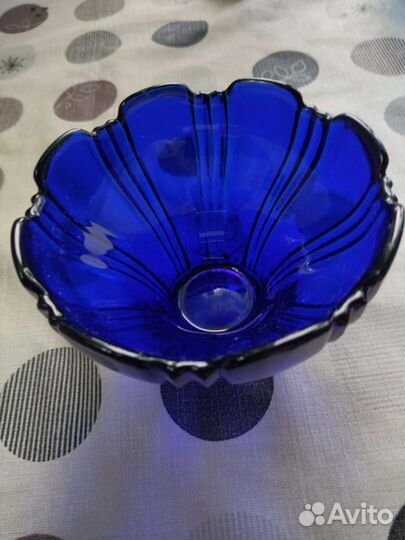 Ваза конфетница кобальтовое стекло редкая