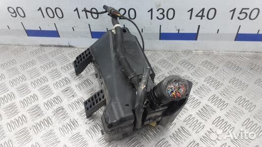 Блок предохранителей mitsubishi pajero 4 (4DN06M10