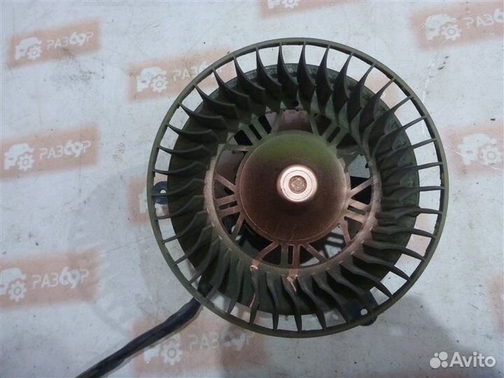 Мотор печки Mercedes-Benz 190 W201 M102E20 1991