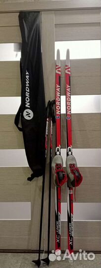 Беговые лыжи