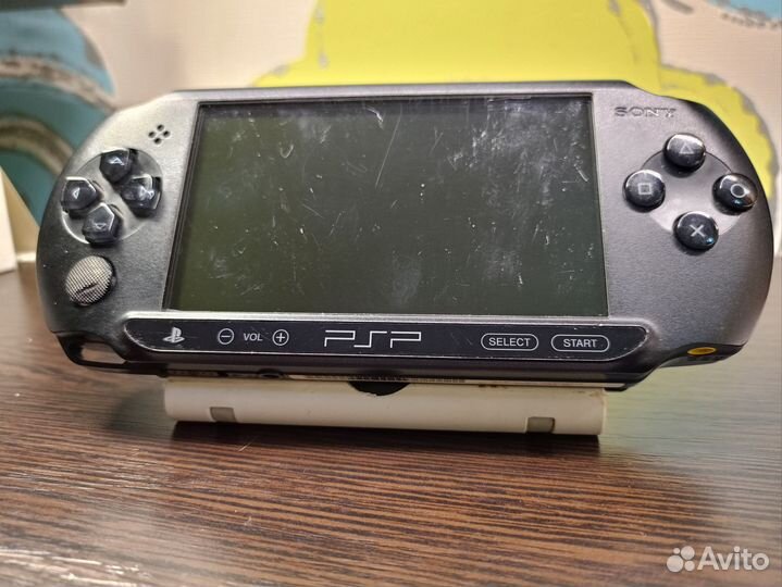 Sony PSP e1008 прошитая