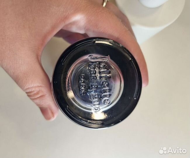 Парфюмерная вода Musk invisible около 35мл остаток