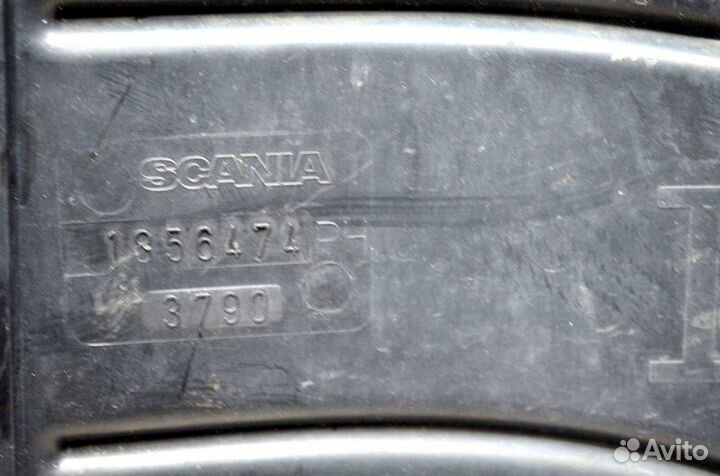 Воздушный дефлектор кабины, внутренний правый scan