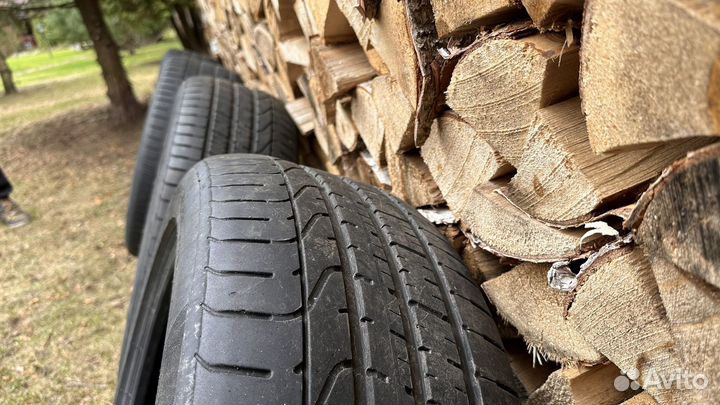 Pirelli P Zero 245/45 R19