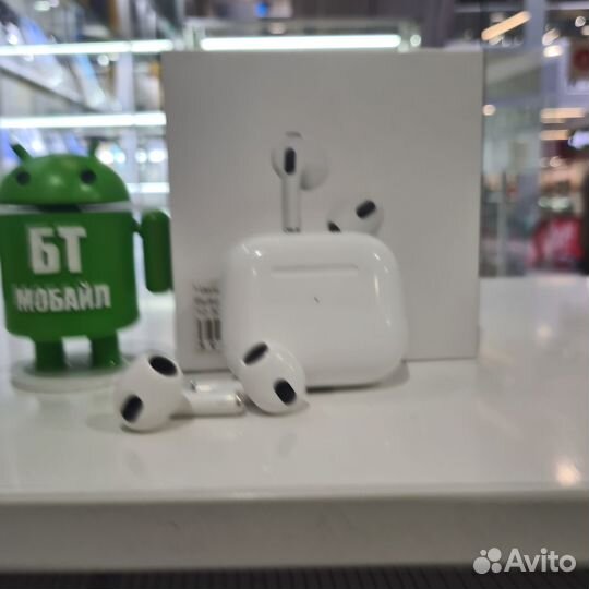 Беспроводные наушники Apple AirPods 3 Lightning Ch