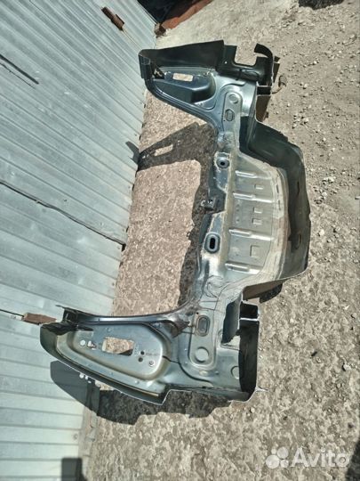 Панель задняя Renault Logan 1