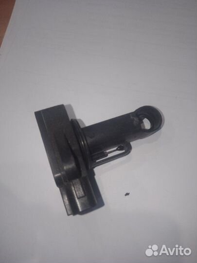 Датчик Расхода Воздуха Toyota Corolla 150 1zzfe