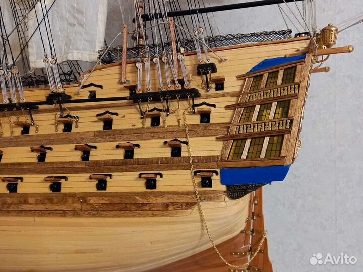 Модель корабля